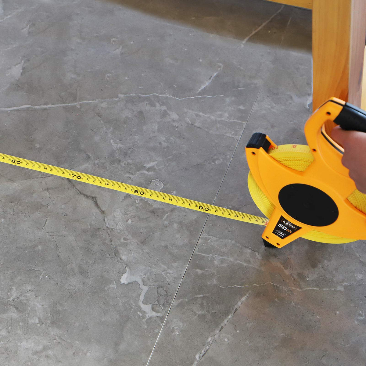 LAND 165ft tape precision instrument aids engineers and builders