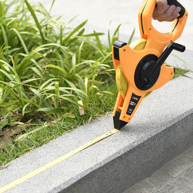 LAND easy-grip open reel operation supports on-site measurement tasks.