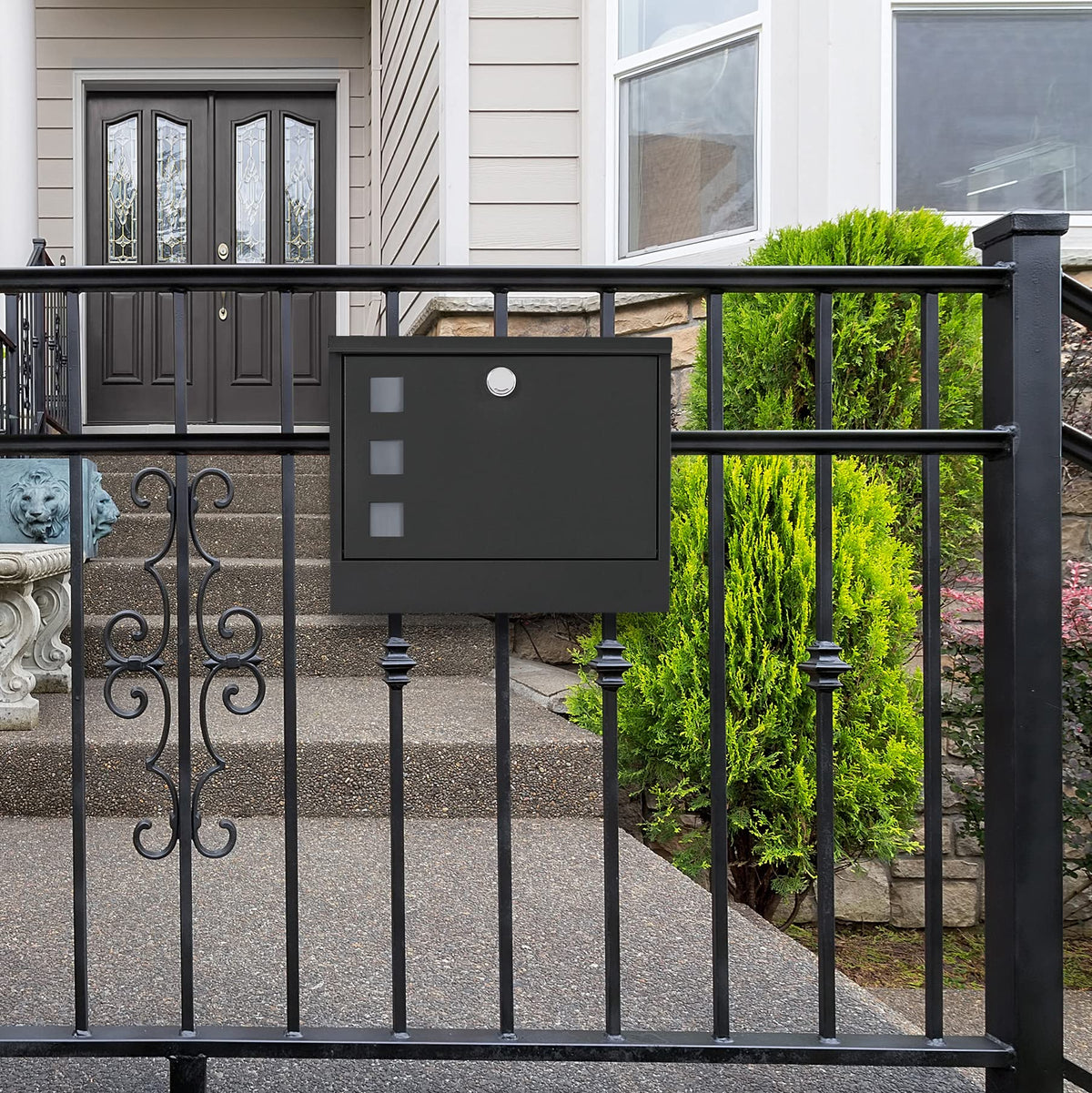 LAND·VOI mailbox bottom newspaper holder expands space for periodicals.