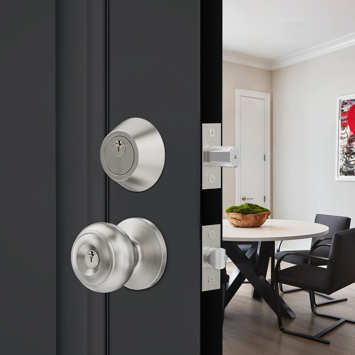 Lanwandeng included fittings simplify home door hardware installation.