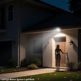 Lanyue PAR38 LED motion sensor bulb delivers bright outdoor illumination.