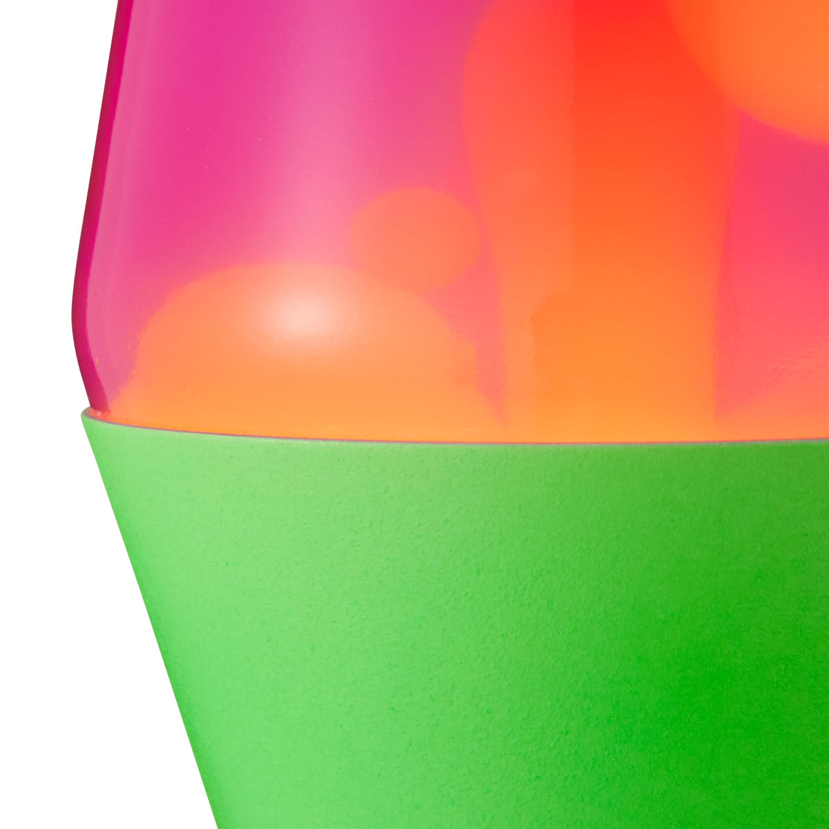 Includes a 25W appliance bulb for steady, warm illumination.