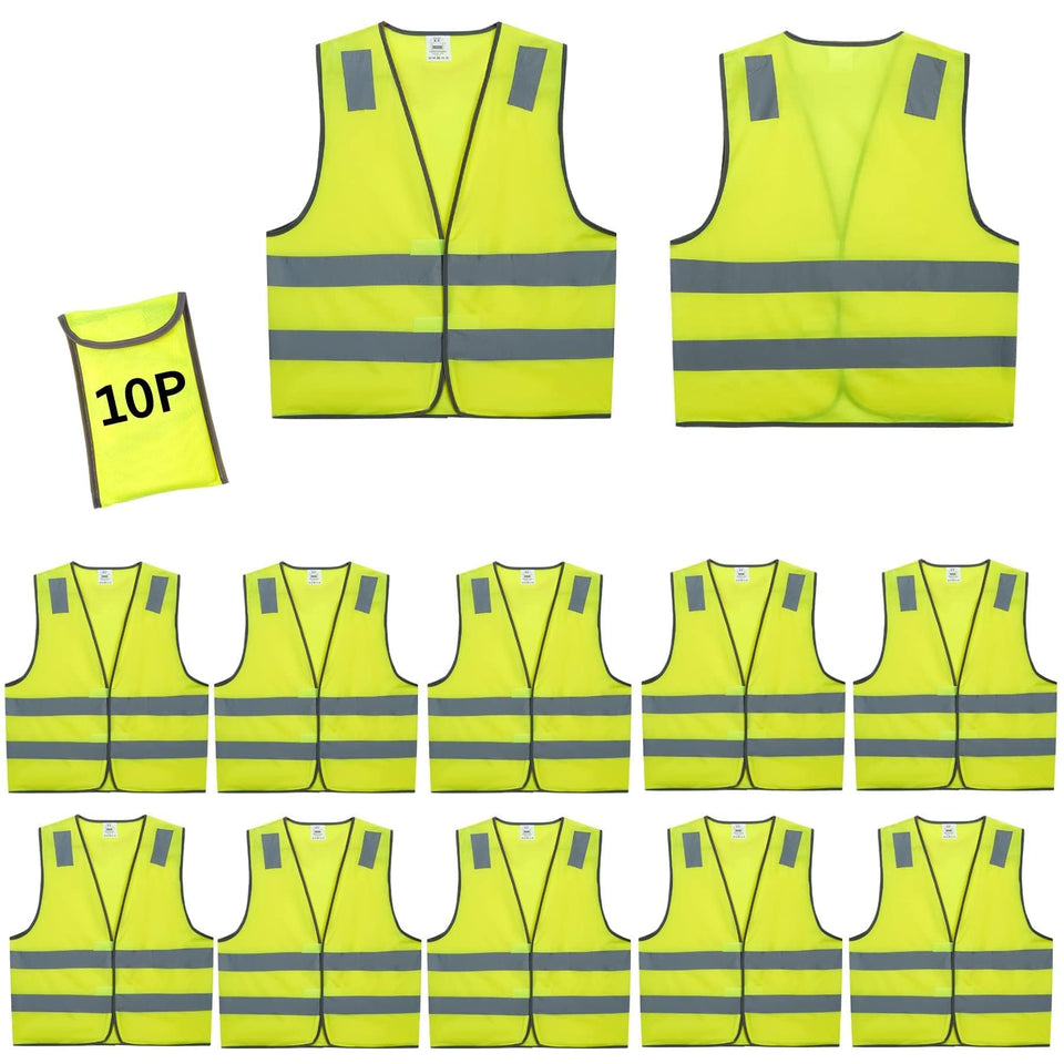 Lavori-AK safety vest with packaging bag showing portable design for on-site transport