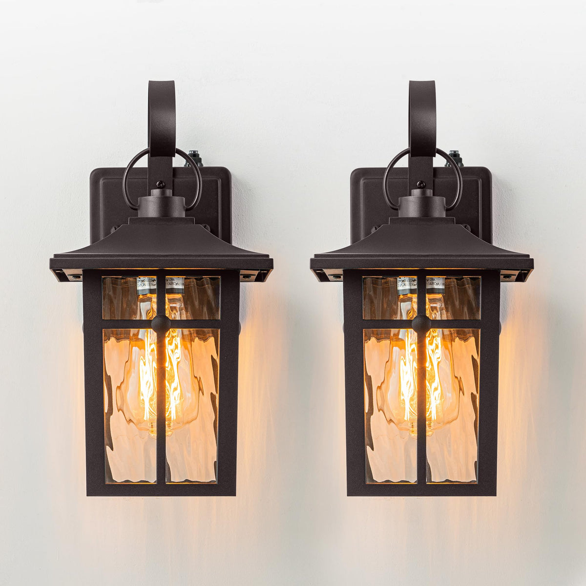 Lawyettle easy-bulb replacement access supports quick maintenance outdoors.