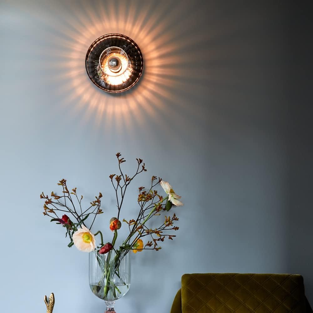 LDCHIUEN long-life bulb lasts up to 20,000 hours for less maintenance