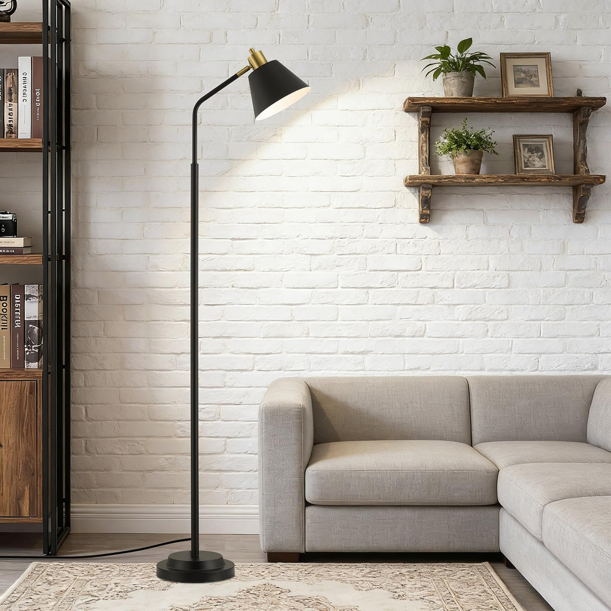Leasgy floor lamp is easy to assemble with included hardware