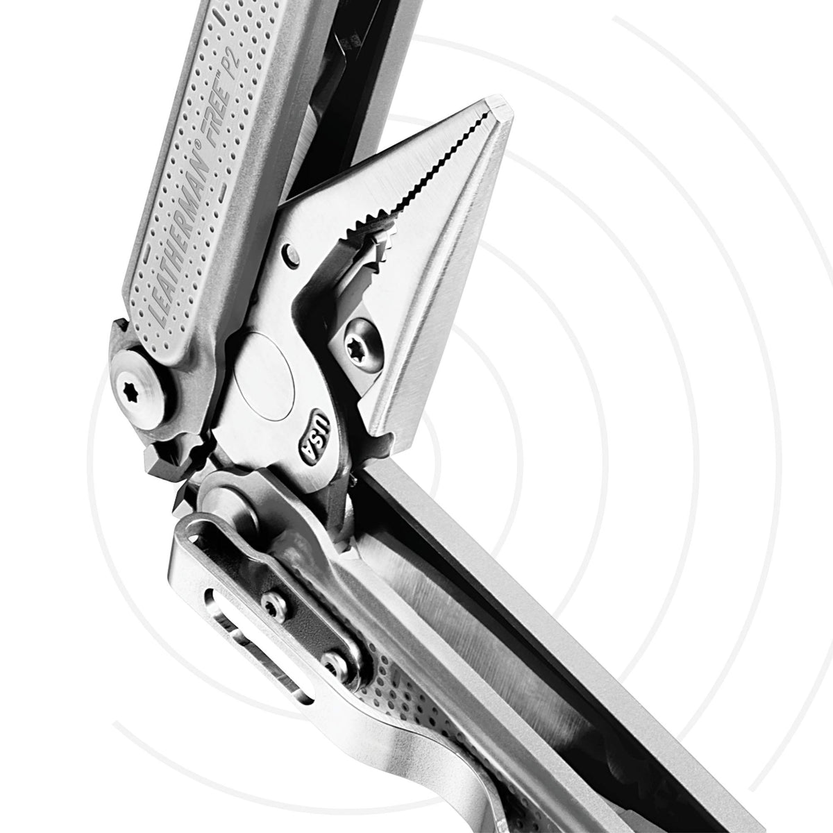 Leatherman Free P2 versatile screwdrivers for quick fixes.