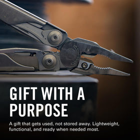 Leatherman Surge compact design suited for worksite tasks