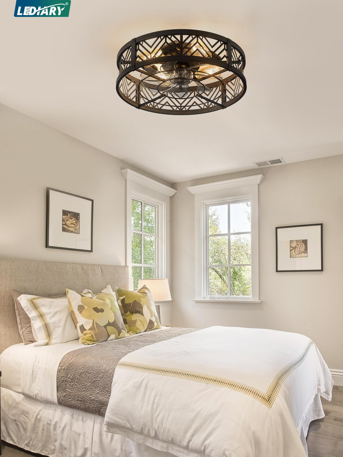 LEDIARY 20in ceiling fan with light in living area.