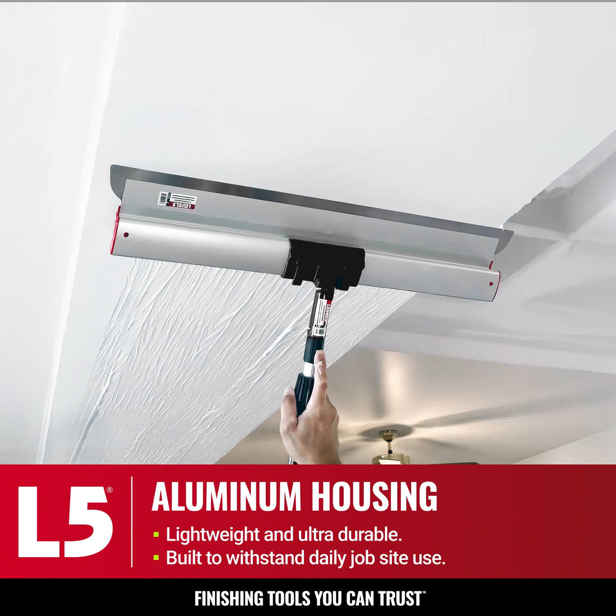 LEVEL5 ergonomic aluminum profile reduces hand fatigue during long smoothing sessions.