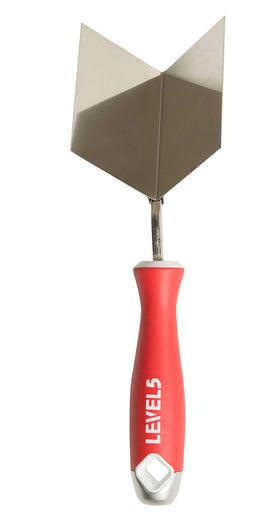 LEVEL5 Pro-grade finishing knife enables reliable daily use on job sites.