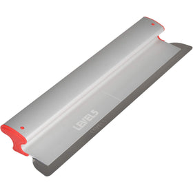 LEVEL5 skimming blade edge for a smooth drywall finish with fewer lap marks.