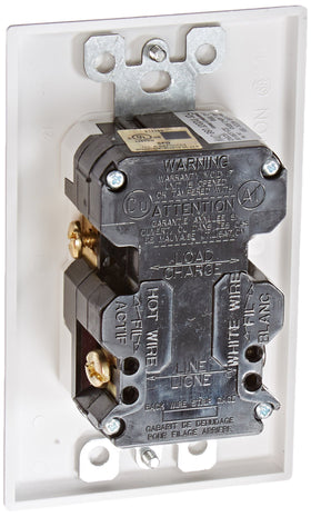 Leviton 5280 back- and side-wired design enables secure, fast installation.