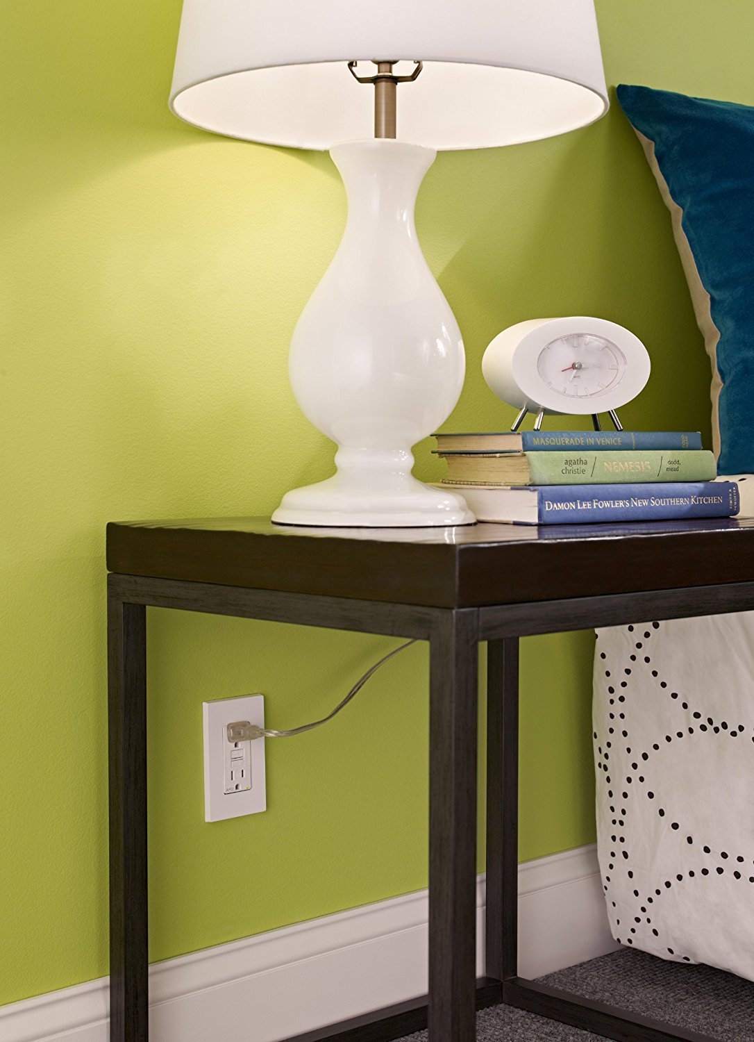 Leviton AFCI outlet rear wiring for safe installation and circuit protection.