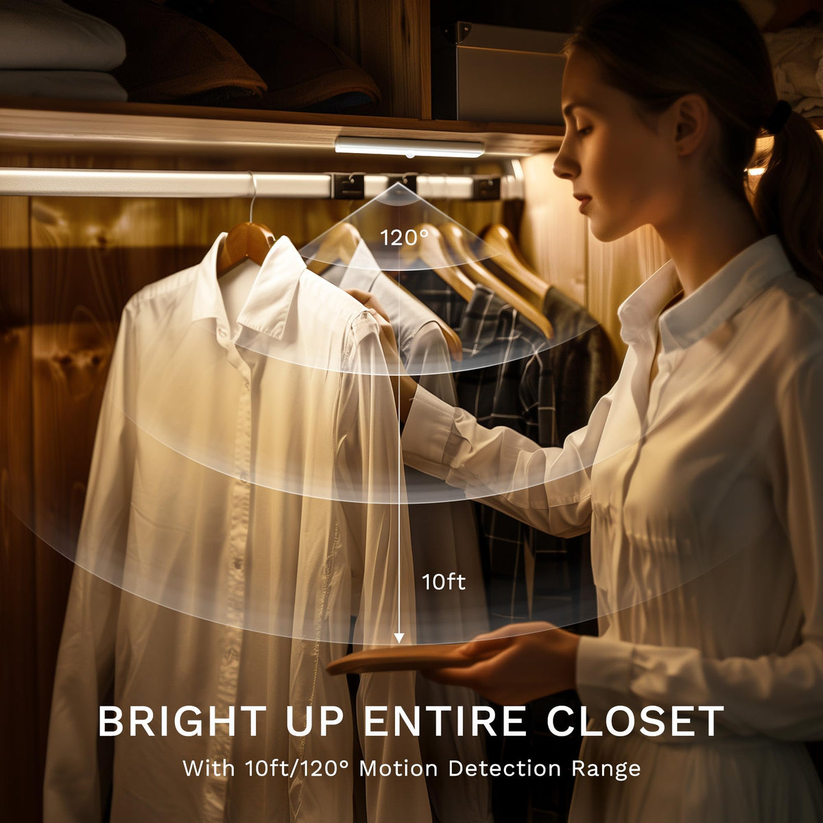 Lexall battery-powered light runs on AAA batteries for portable lighting.