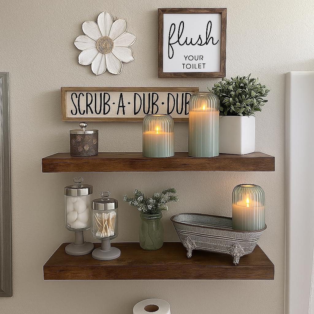Fall centerpiece idea with Lezonic candles enhances seasonal dining ambience