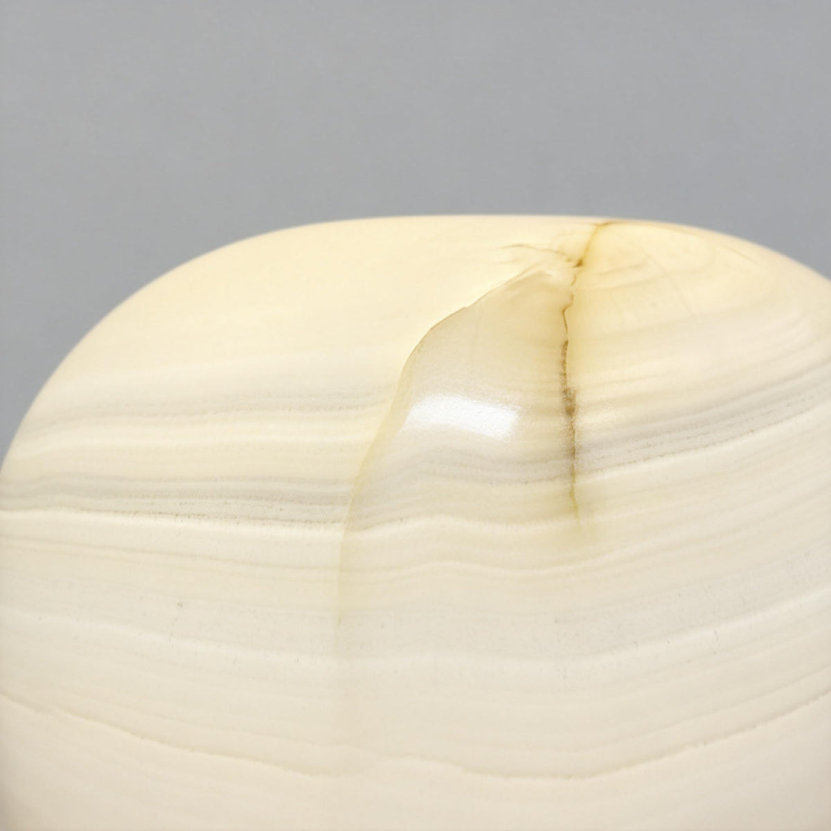 Lierlava natural stone lamp enhances zen vibes in bedrooms