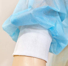 LIFESOFT 55-inch length gown fits a wide range of users