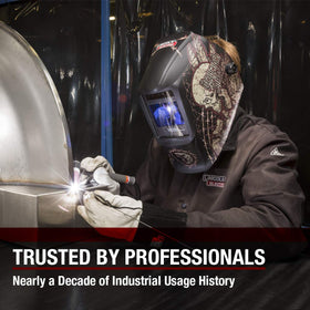 Lincoln Electric FR jacket fabric detail highlighting breathable, anti-static coating for comfort