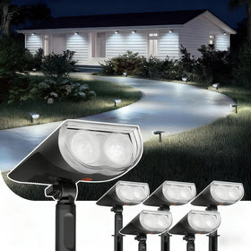 Linkind StarRayS spotlight on a tree for landscape lighting