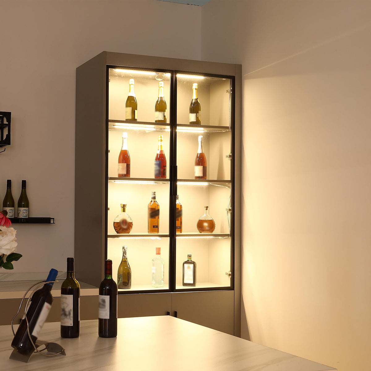 Litever slim LED bars deliver seamless, dot-free lighting under cabinets.