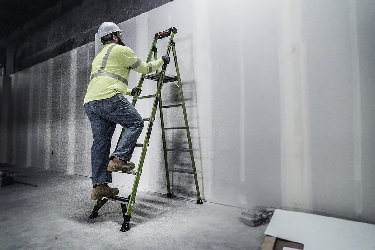 Top cap keeps tools within reach via ports and slots.