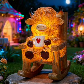 LIULO TOOL solar Highland cow decor for outdoor charm and evening illumination.