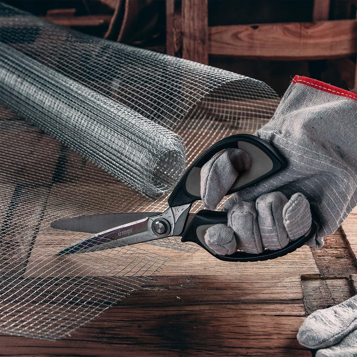 LIVINGO black and grey finish adds professional workshop appeal