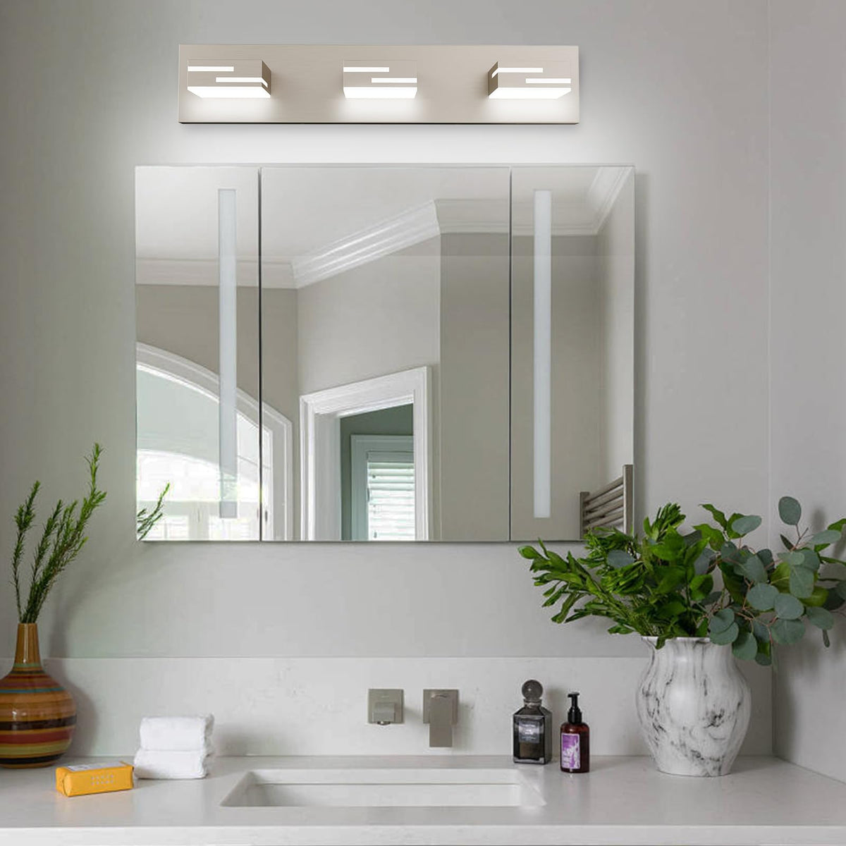 LKHF 2100-lumen LED vanity light brightens the entire bathroom efficiently.