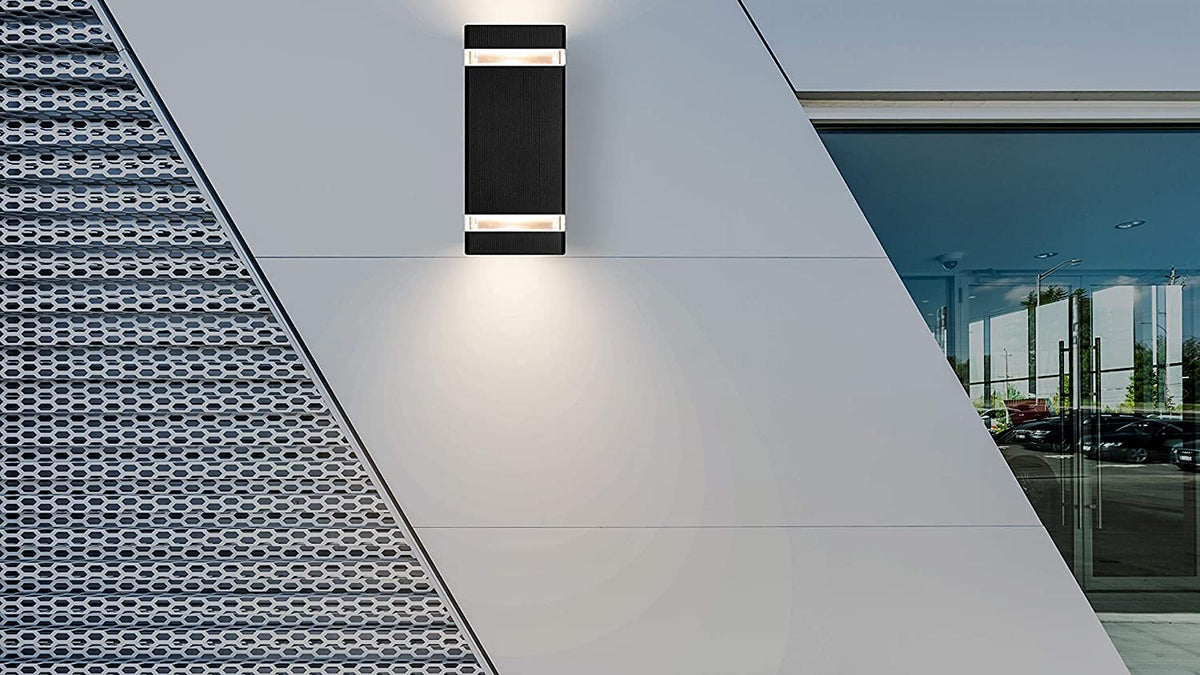 LMP LED wall light with IP65 waterproof rating for rain and heat