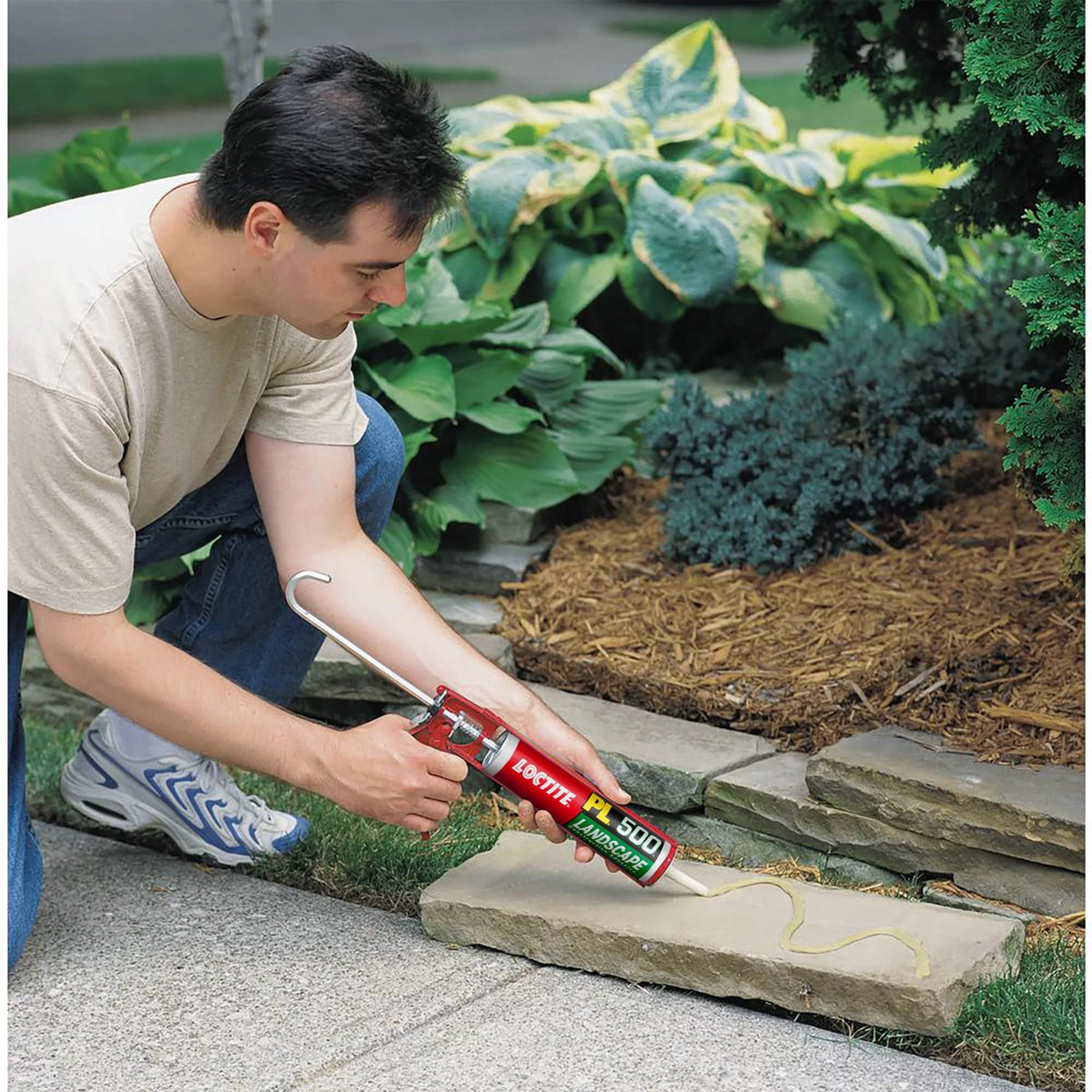 Loctite PL 500 resists weather from 0°F to 100°F