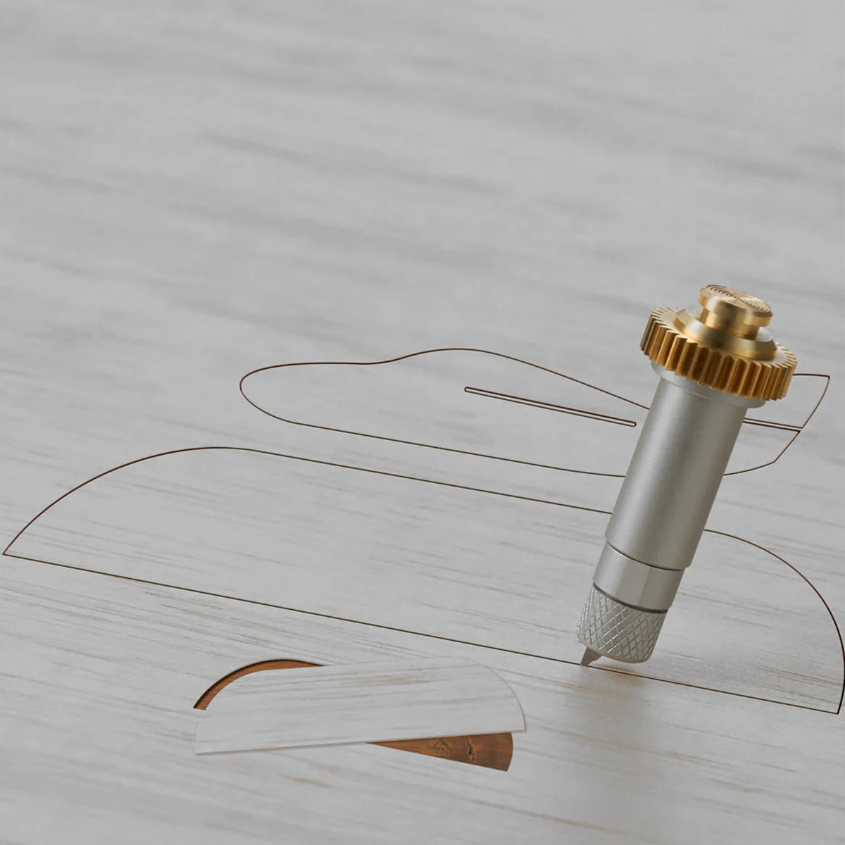 LOPASA knife blade provides efficient, precise cuts through tough materials