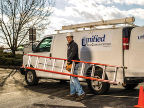 Louisville Ladder D-shaped rungs provide slip-resistant footing during climbs