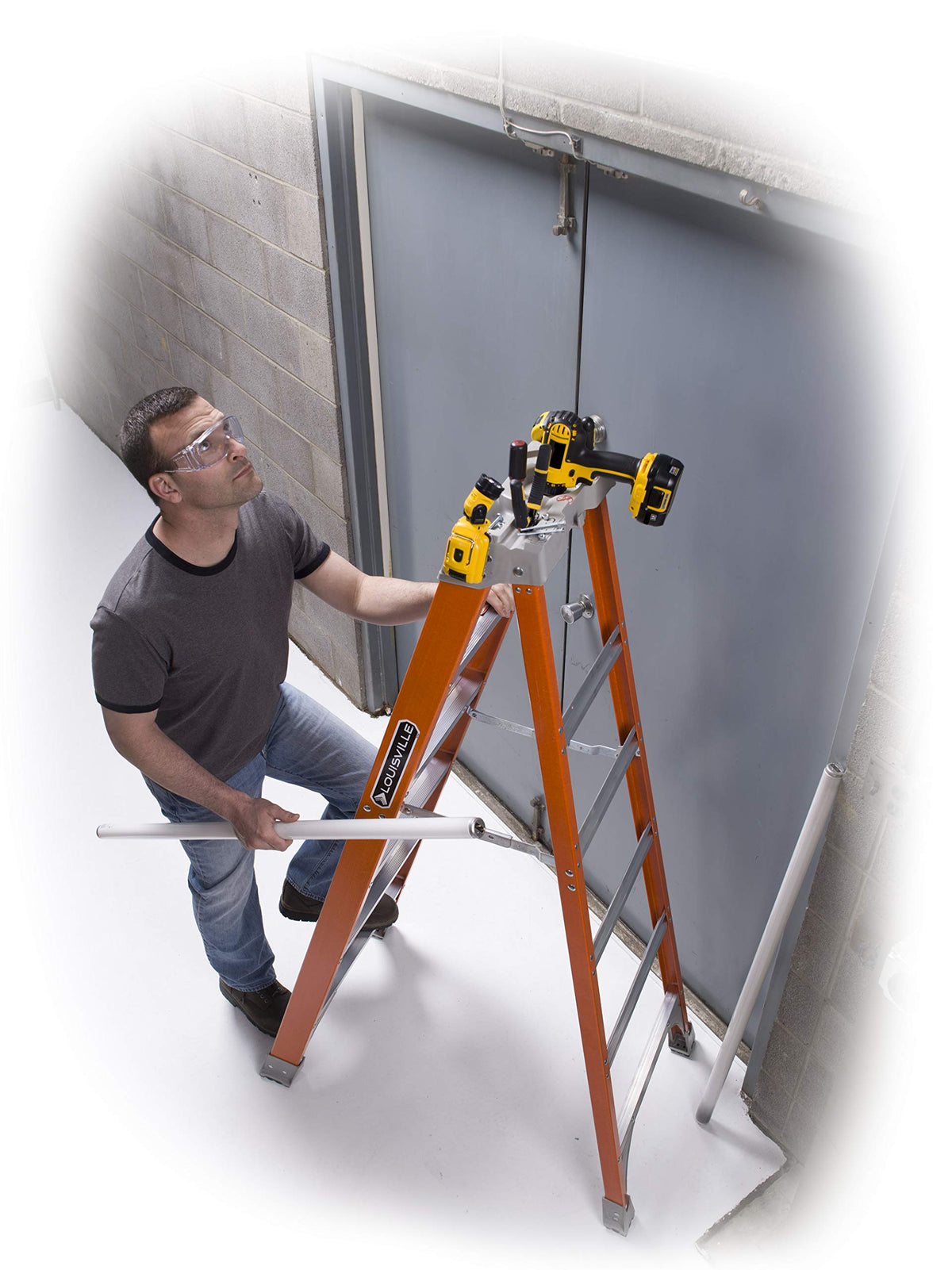 Louisville exclusive Pro Top features curved front and tool slots for efficiency.