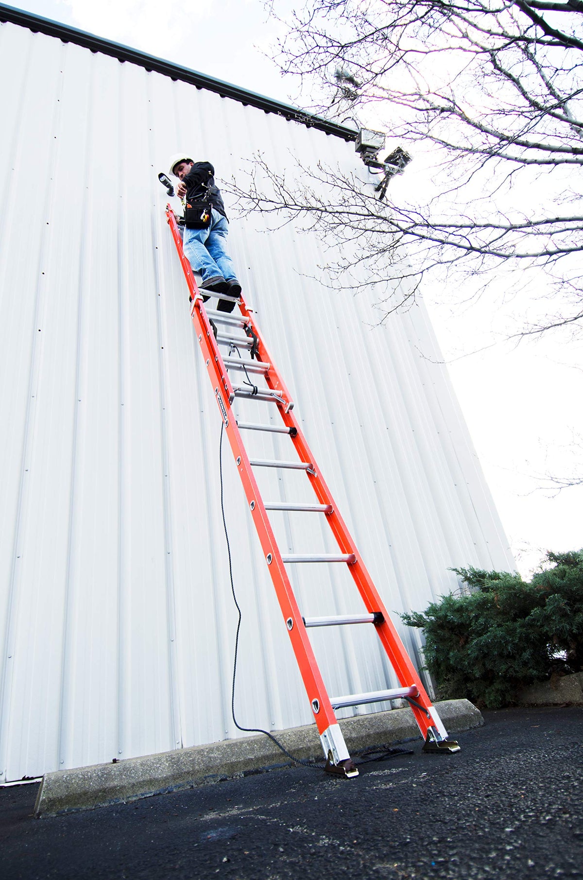 Louisville Ladder FE3216 mar-resistant rail end caps protect floors