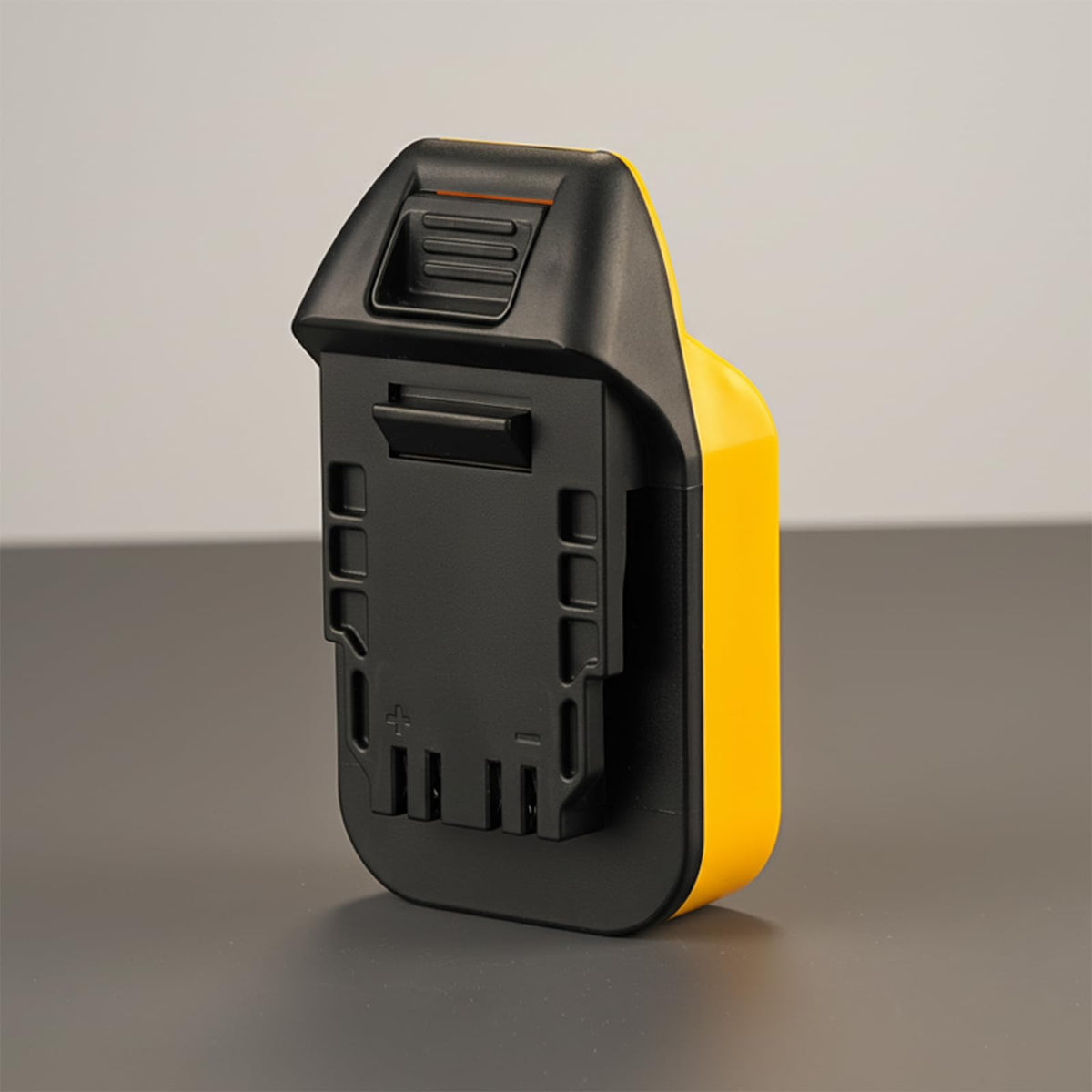 Robust ABS housing and PCB inside the LQ-18RY adapter.