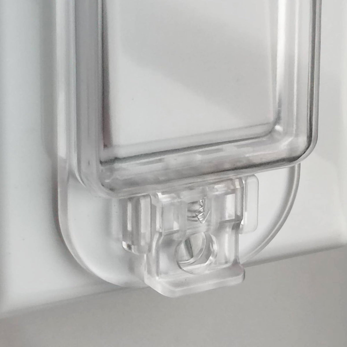 LRANFOW triple-rocker guard for multi-switch setups.