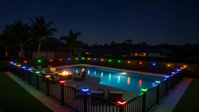 Lunilly dusk-to-dawn automatic operation provides hands-free nighttime lighting.