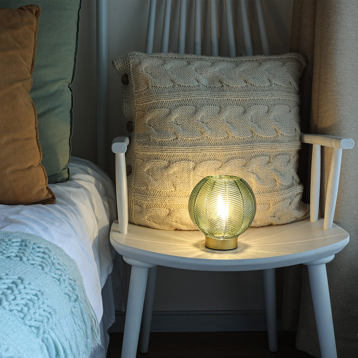 LUSHARBOR timer-function table lamp enabling consistent evening lighting.