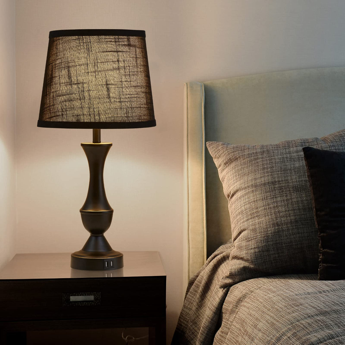 Luvkczc 22-inch height offers wider light coverage on desks.