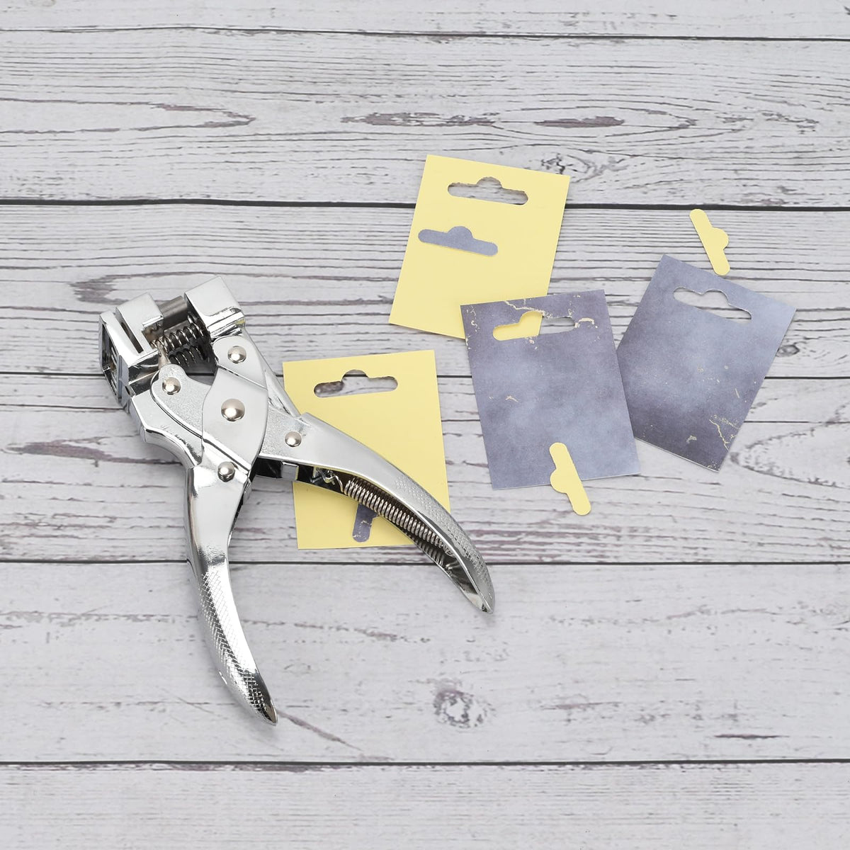 LYHLYA ergonomic lever-action design enables comfortable use during long projects.
