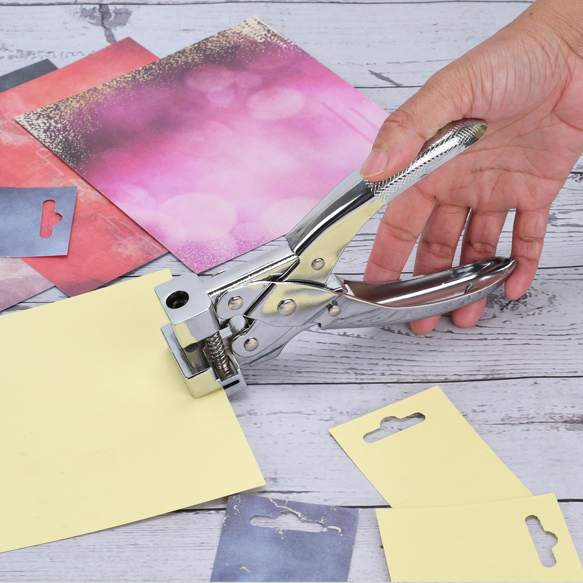 LYHLYA T-Slot Punch for ID cards and badge holders with clean holes.