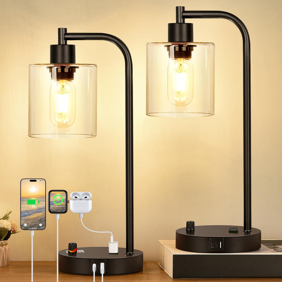 Lynnoland industrial table lamp with dual USB charging for easy desk power.