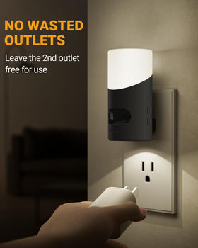 Lyridz motion-sensor-night-light-compact-design leaves a second outlet free.