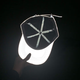 LZLRUN reflective hat packaging communicates gift-ready presentation.
