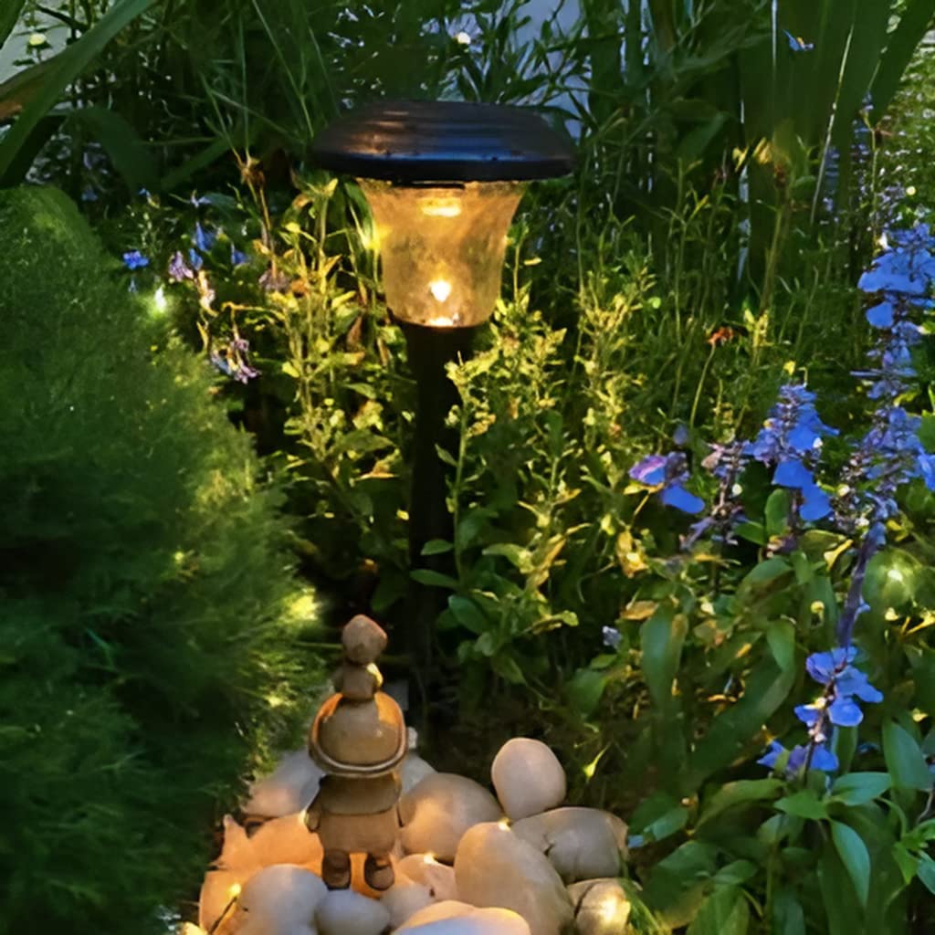 Magicnight green wire nearly invisible when mounted on greenery.