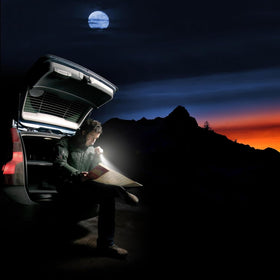 MagLite Mag Pro flashlight showing adjustable beam focus for precise spot or flood lighting