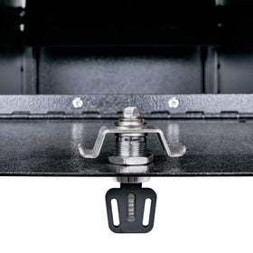 Mail Boss 7536 Street Safe Latitude installation view shows simple mounting options.