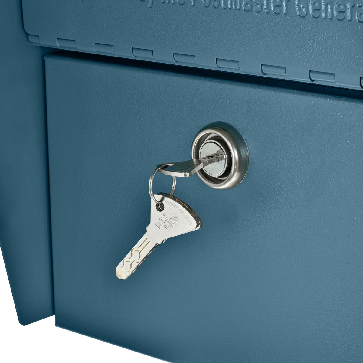Three keys and a concealed outgoing clip included with Mail Boss 7584.