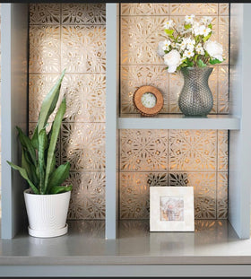 Main Street kitchen decor tiles featuring blue-silver leaves